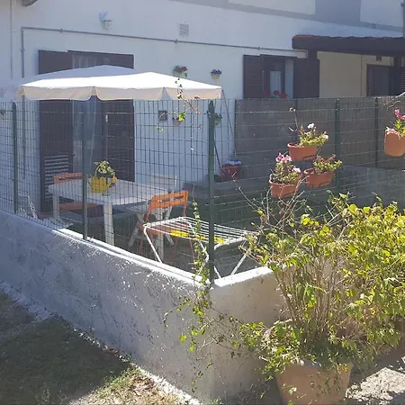 La Casina Di Laura * Castell'Anselmo